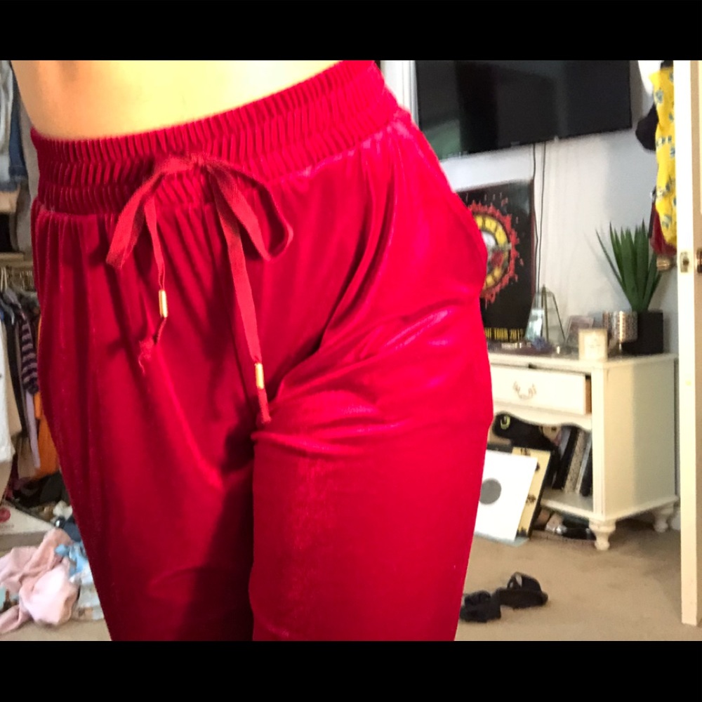 RED VELVET HIGH WAISTED PANTS
